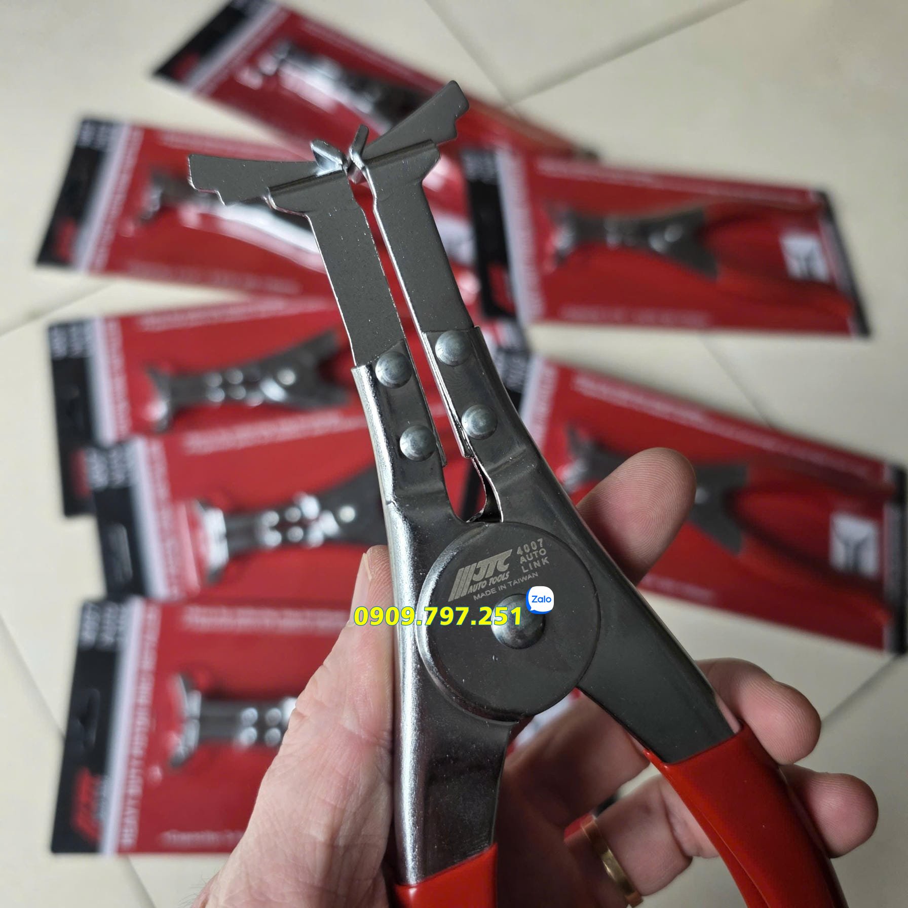 Kìm lắp bạc piston JTC 4007 Kềm lắp bạc piston 83-135mm JTC 4007 Đài Loan