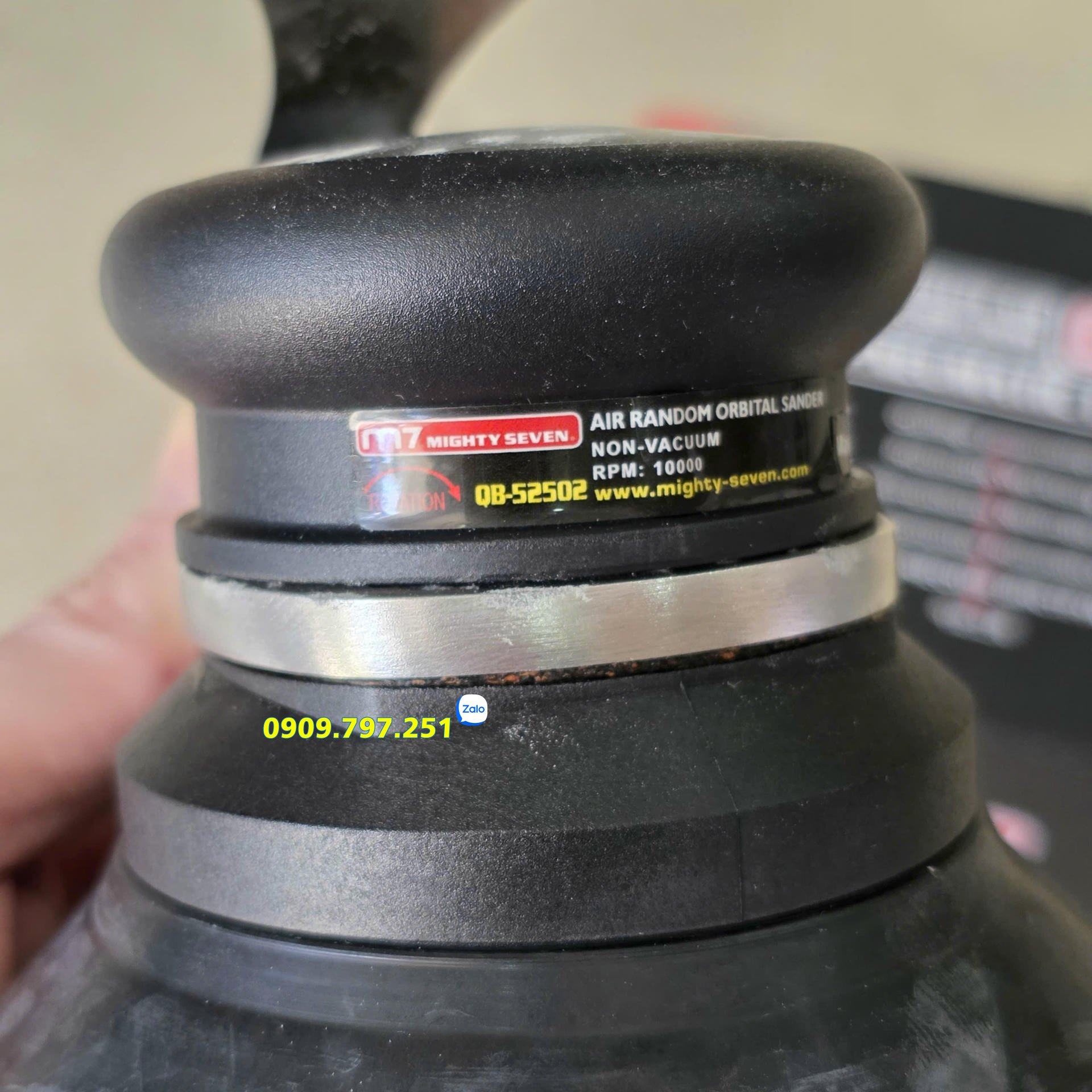 QB-52502 Máy chà nhám tròn 5 inch (125mm) dùng khí nén hãng M7 Đài Loan QB-52502 Máy chà nhám tròn 5 inch (125mm) dùng khí nén hãng M7 Đài Loan