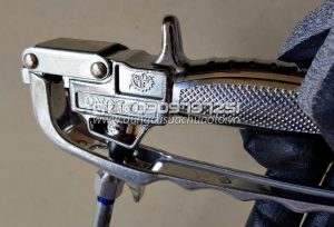 Súng bơm mỡ bò Jolong G300